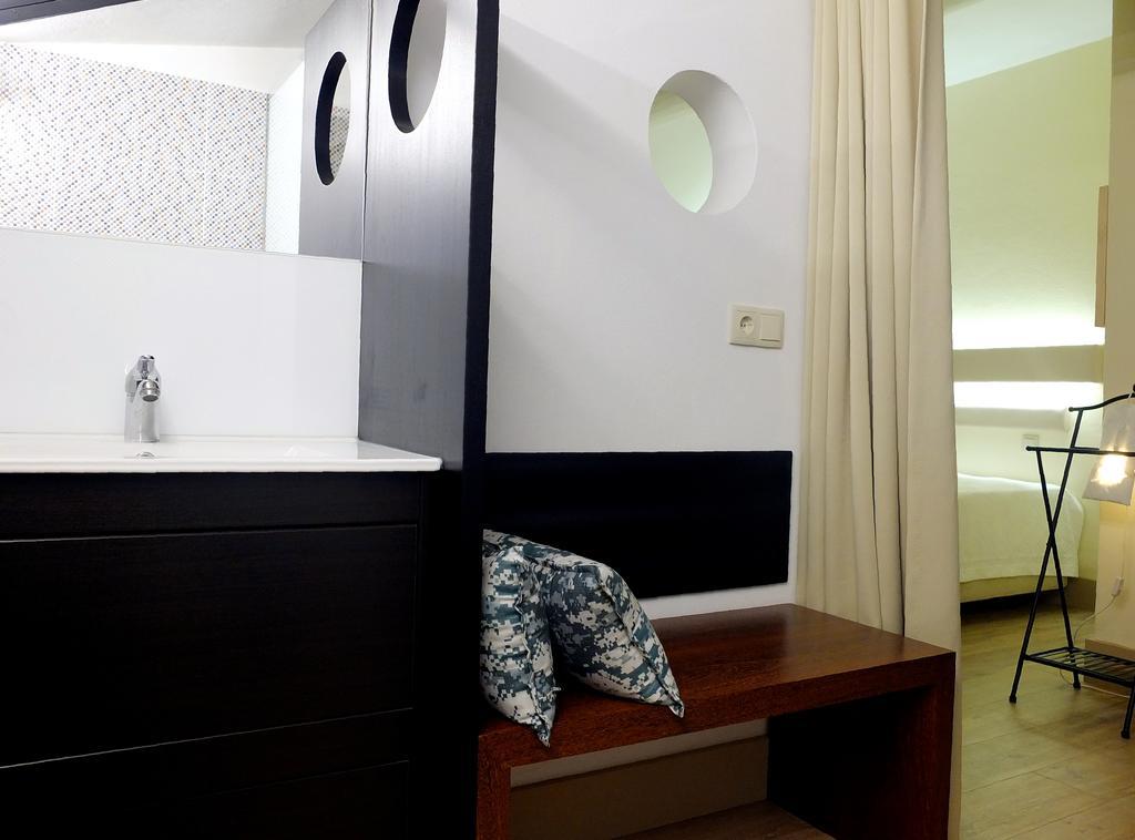 Family Secrets Santo Andre Villa ซังตามาเรีย ดา เฟย์รา ภายนอก รูปภาพ