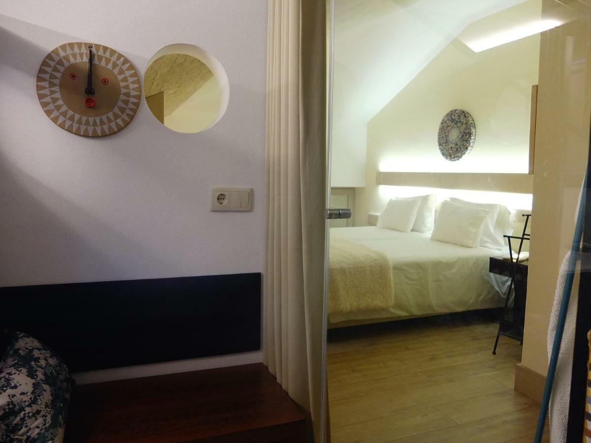 Family Secrets Santo Andre Villa ซังตามาเรีย ดา เฟย์รา ภายนอก รูปภาพ